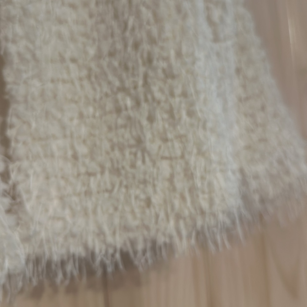 Vintage cream fringe top - Picture 2 of 8